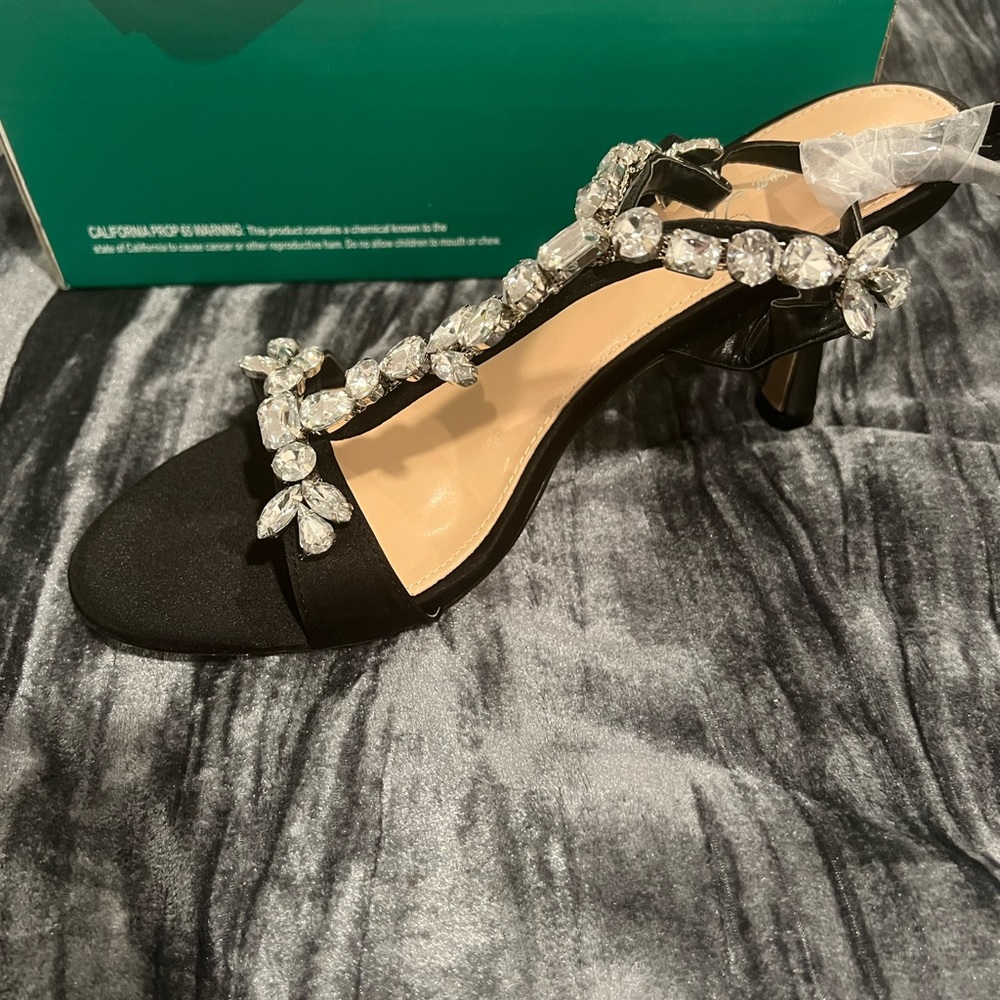 Black Women's Heels w/ Crystal Embellishments by Lauren Lorraine Size 8.5